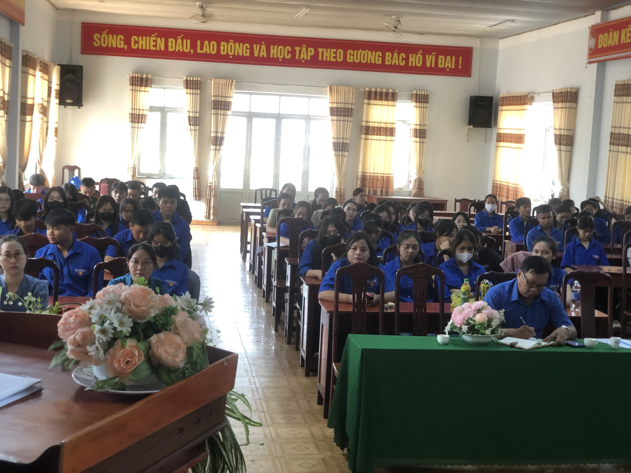 Hội nghị đối thoại giữa Chủ tịch Ủy ban nhân dân thị trấn Krông Năng với thanh niên trên địa bàn, năm 2024